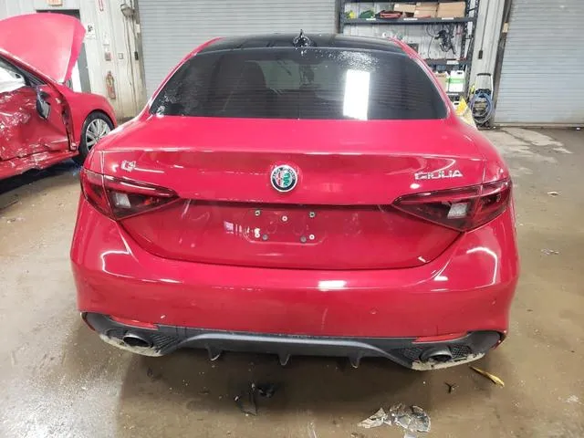 ZARFAEEN9H7554736 2017 2017 Alfa Romeo Giulia- Ti Q4 6