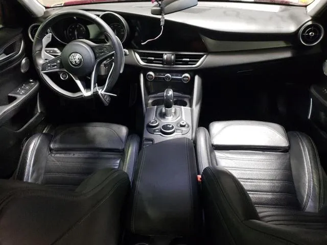 ZARFAEEN9H7554736 2017 2017 Alfa Romeo Giulia- Ti Q4 8