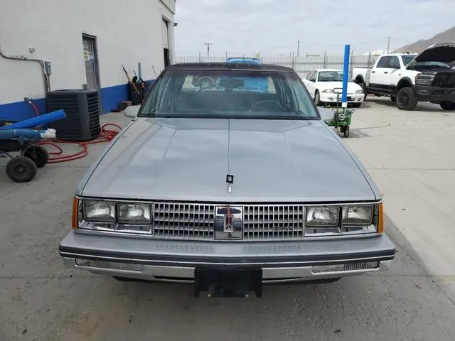 1G3CW6932F1338823 1985 1985 Oldsmobile 98- Regency Brougham 5