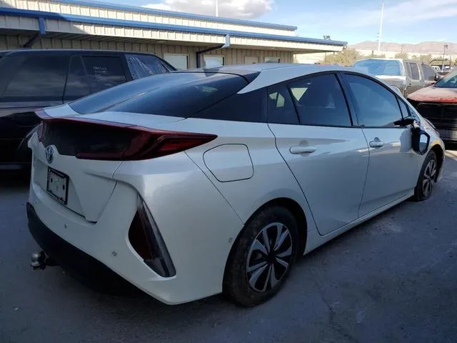 JTDKARFP8J3071543 2018 2018 Toyota Prius 3