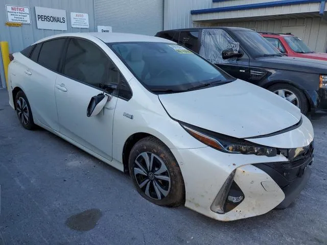 JTDKARFP8J3071543 2018 2018 Toyota Prius 4