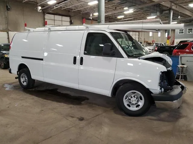 1GCZGHFP7N1276439 2022 2022 Chevrolet Express 4