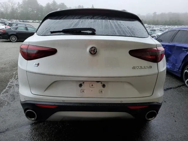 ZASFAKNN1J7B79477 2018 2018 Alfa Romeo Stelvio- Ti Sport 6