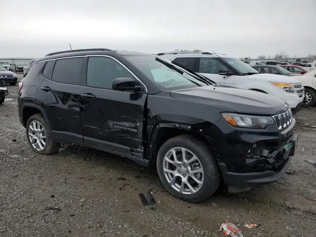 3C4NJDFN9PT556026 2023 2023 Jeep Compass- Latitude Lux 4