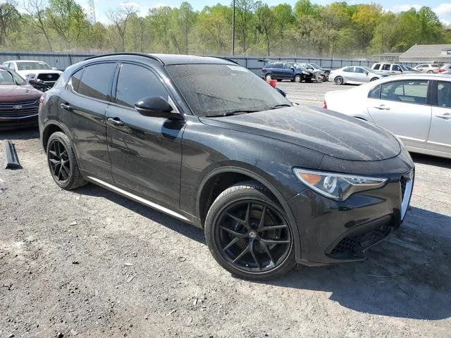 ZASFAKNN7J7B78639 2018 2018 Alfa Romeo Stelvio- Ti Sport 4