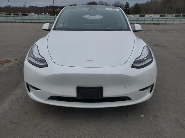 7SAYGDEE1NA010894 2022 2022 Tesla MODEL Y 5