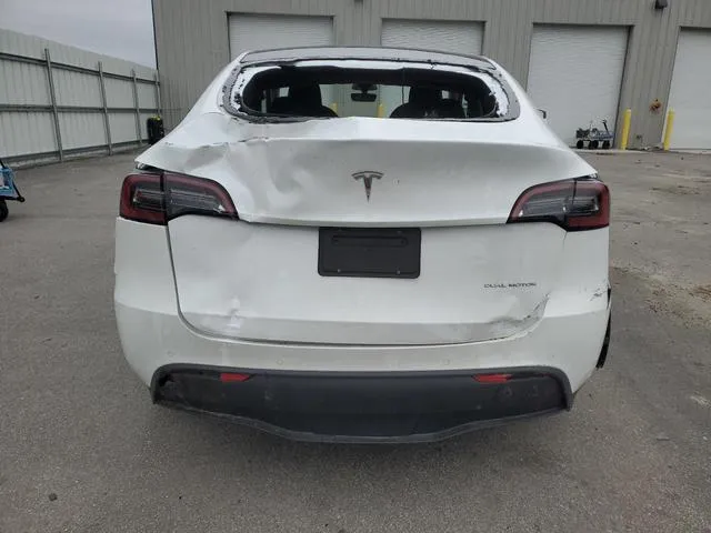 7SAYGDEE1NA010894 2022 2022 Tesla MODEL Y 6