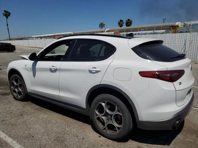 ZASPAKBN8N7D37621 2022 2022 Alfa Romeo Stelvio- TI 2