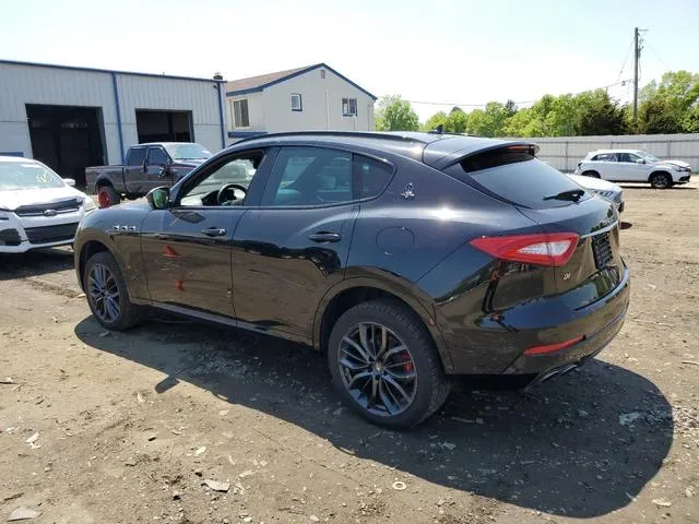 ZN661XUA4JX299213 2018 2018 Maserati Levante 2