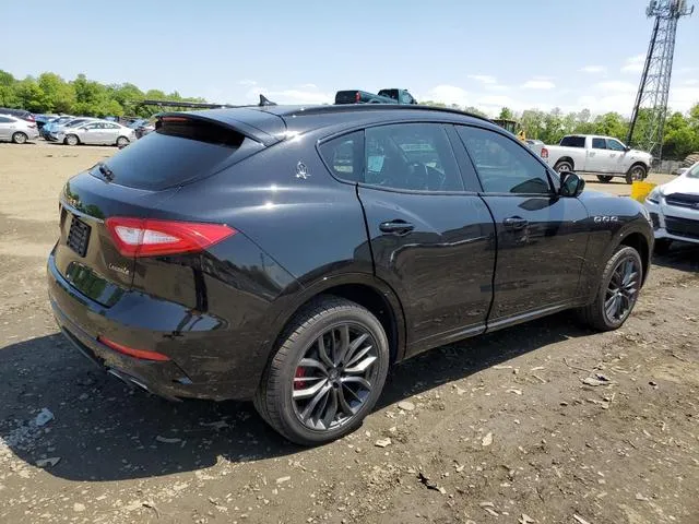 ZN661XUA4JX299213 2018 2018 Maserati Levante 3