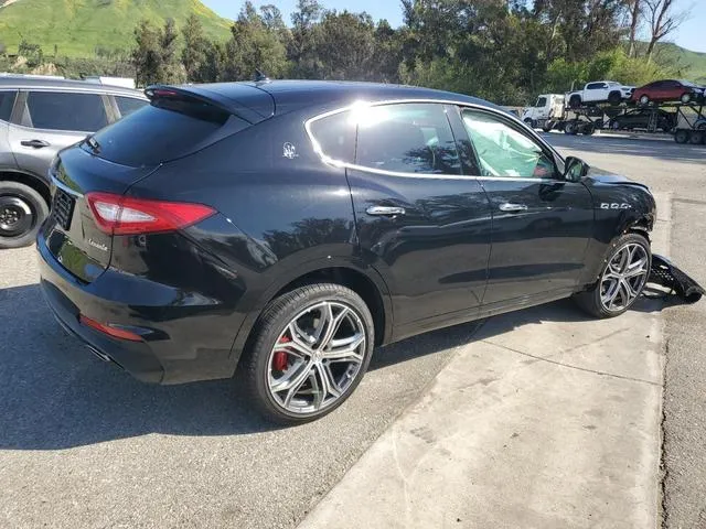 ZN661XUA9LX355519 2020 2020 Maserati Levante 3