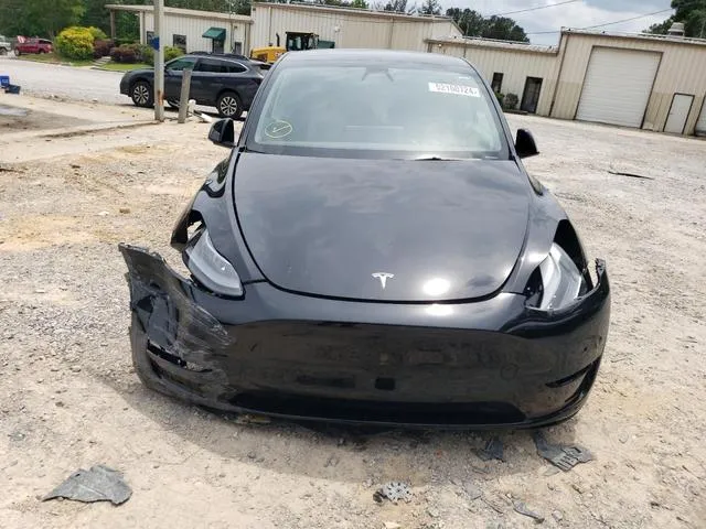 7SAYGDEFXNF463455 2022 2022 Tesla MODEL Y 5