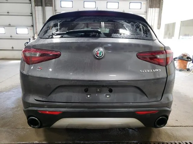 ZASFAKAN9J7B74629 2018 2018 Alfa Romeo Stelvio 6