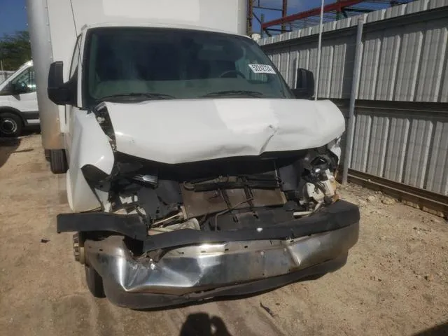 1GB6GUCG8H1231518 2017 2017 Chevrolet Express 9