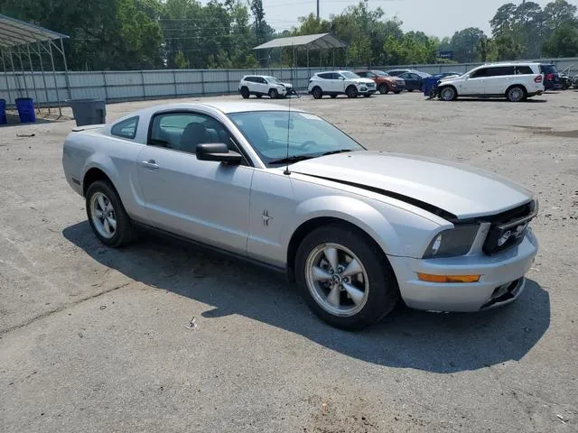 1ZVHT80N485132761 2008 2008 Ford Mustang 4