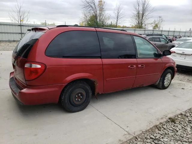 1A4GP44R86B752806 2006 2006 Chrysler Town and Country- LX 3