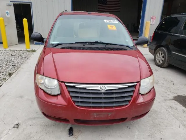 1A4GP44R86B752806 2006 2006 Chrysler Town and Country- LX 5