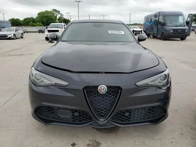 ZARFAMAN2K7622737 2019 2019 Alfa Romeo Giulia 5