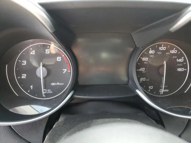 ZARFANBN6K7605640 2019 2019 Alfa Romeo Giulia- TI 9