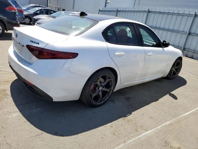 ZARFAMBN9K7609868 2019 2019 Alfa Romeo Giulia- TI 3