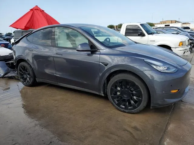 7SAYGDEE5NF358961 2022 2022 Tesla MODEL Y 4