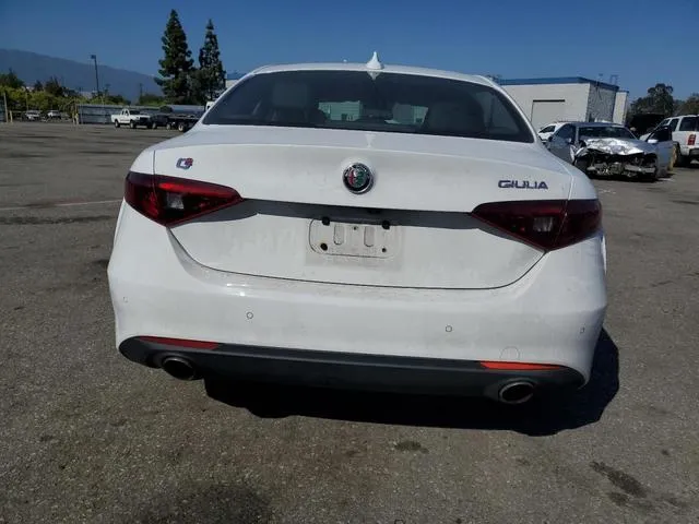 ZARFAECN8H7554729 2017 2017 Alfa Romeo Giulia- TI 6