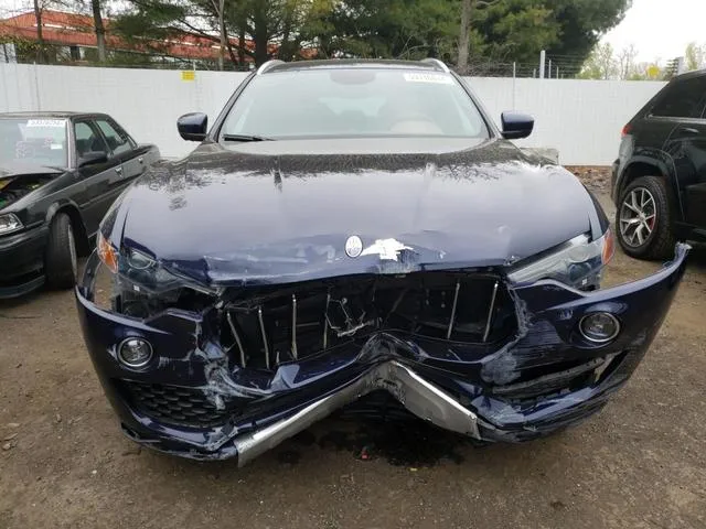 ZN661XUL5JX301987 2018 2018 Maserati Levante- Luxury 5