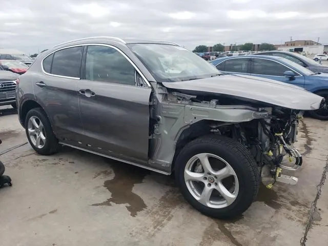 ZASPAJAN9K7C36160 2019 2019 Alfa Romeo Stelvio 4