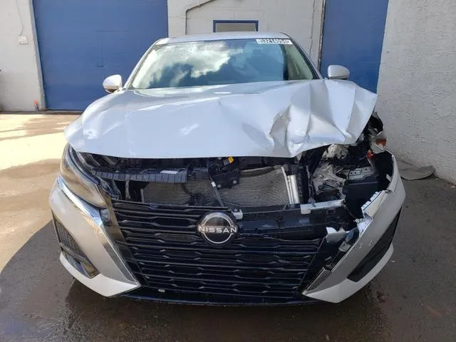 1N4BL4DV9PN393867 2023 2023 Nissan Altima- SV 5