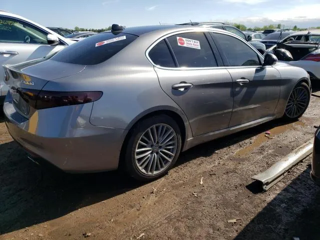 ZARFAECN3H7554959 2017 2017 Alfa Romeo Giulia- TI 3