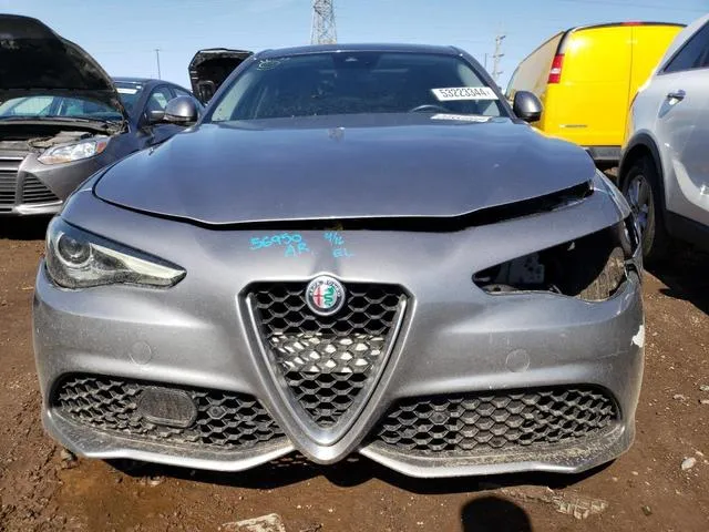 ZARFAECN3H7554959 2017 2017 Alfa Romeo Giulia- TI 5