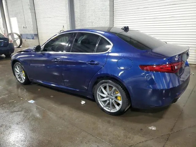 ZARFAEDN0H7557798 2017 2017 Alfa Romeo Giulia- Q4 2