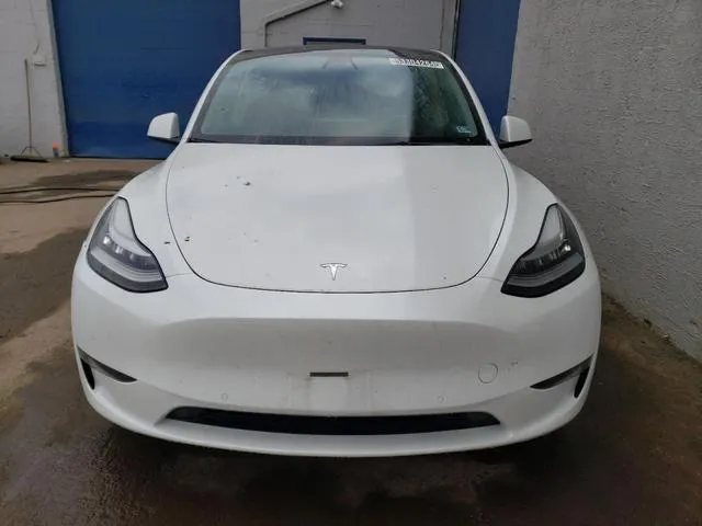 7SAYGDEE6NF385814 2022 2022 Tesla MODEL Y 5