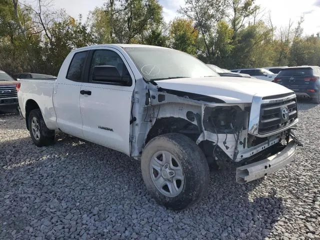 5TFUW5F10BX166235 2011 2011 Toyota Tundra- Double Cab Sr5 4