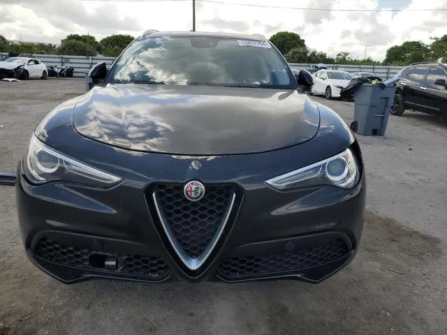 ZASFAKAN3J7B61925 2018 2018 Alfa Romeo Stelvio 5