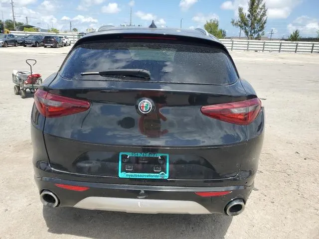 ZASFAKAN3J7B61925 2018 2018 Alfa Romeo Stelvio 6