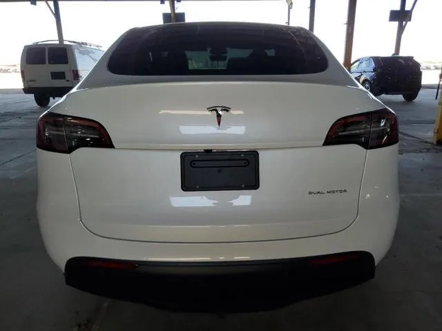 7SAYGDEE4PF843773 2023 2023 Tesla MODEL Y 6