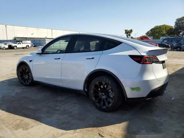 7SAYGDEE2NF368010 2022 2022 Tesla MODEL Y 2