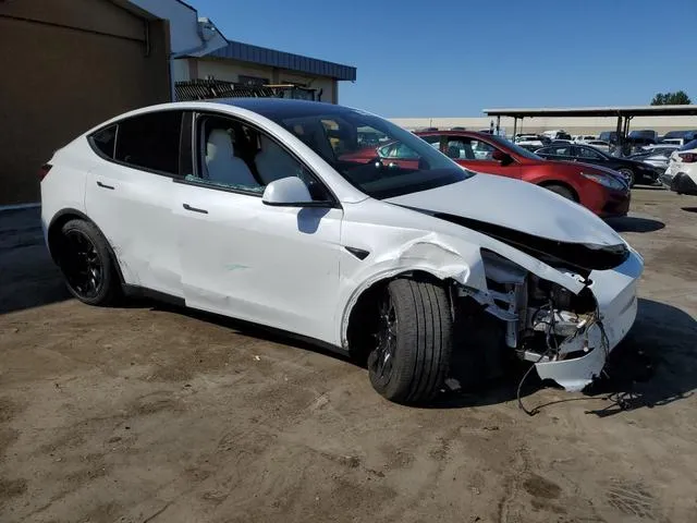 7SAYGDEE2NF368010 2022 2022 Tesla MODEL Y 4