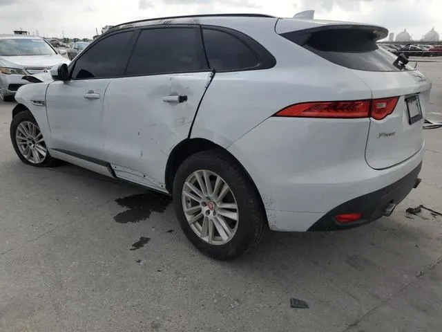 SADCL2BV6HA078334 2017 2017 Jaguar F-Pace- R - Sport 2