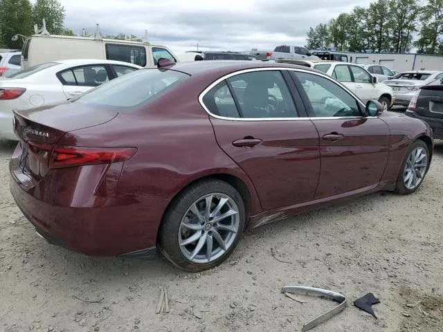 ZARFAEDNXH7557615 2017 2017 Alfa Romeo Giulia- Q4 3