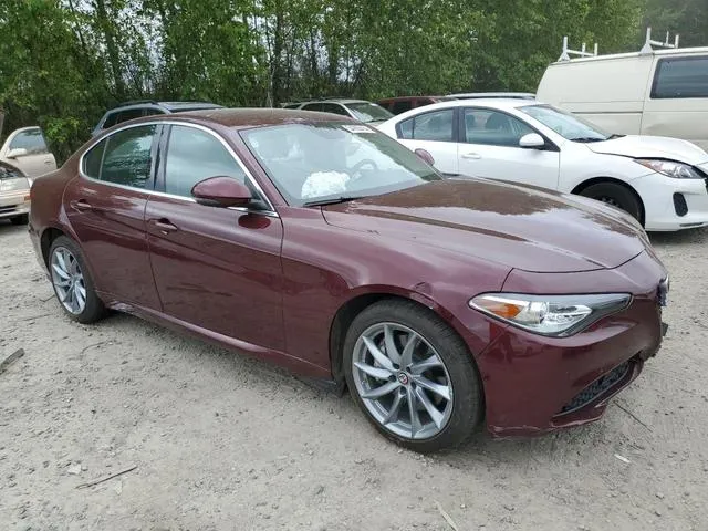 ZARFAEDNXH7557615 2017 2017 Alfa Romeo Giulia- Q4 4