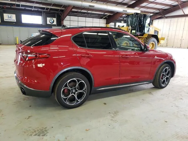 ZASPAKBN6N7D31087 2022 2022 Alfa Romeo Stelvio- TI 3