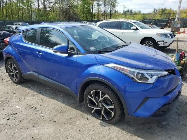 NMTKHMBXXJR038433 2018 2018 Toyota C-HR- Xle 4