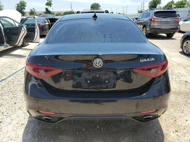 ZARFAMBN2K7603877 2019 2019 Alfa Romeo Giulia- TI 6