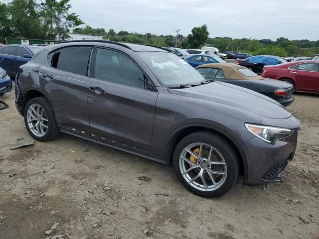 ZASFAKNN1J7C03972 2018 2018 Alfa Romeo Stelvio- Ti Sport 4