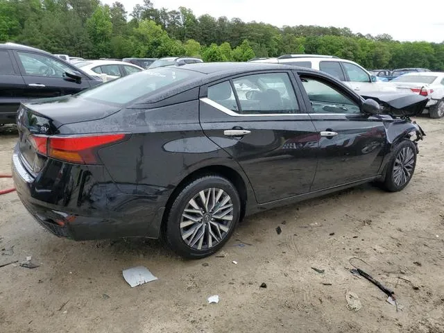 1N4BL4DW9PN400759 2023 2023 Nissan Altima- SV 3