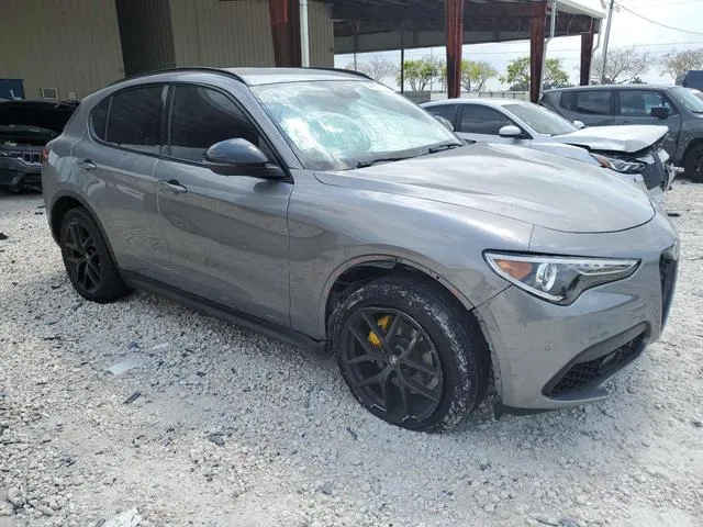 ZASPAJAN1L7C75889 2020 2020 Alfa Romeo Stelvio 4