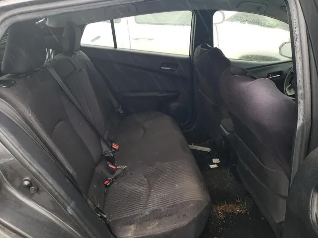 JTDKARFUXG3002576 2016 2016 Toyota Prius 10