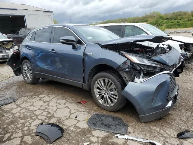 JTEAAAAH2MJ017308 2021 2021 Toyota Venza- LE 4